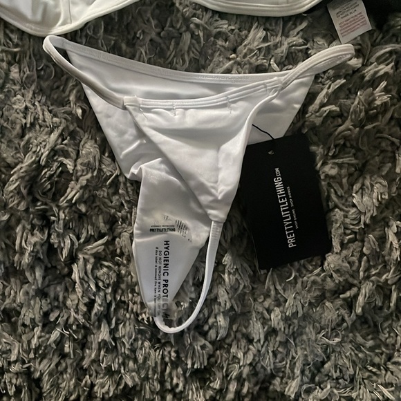 Bathing suit ( top and bottom) - Picture 4 of 5